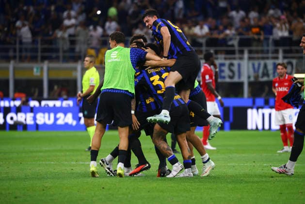 FC Internazionale v SSC Napoli - Serie A 2026 27 Lautaro Martinez, Marcus Thuram, Alessandro Bastoni and Federico Dimarco celebrate during the Serie A match between FC Internazionale and SSC Napoli at the Giuseppe Meazza stadium in Milan, Italy, on September 5, 2026. Milano Milano Italy  Copyright: xMairoxCinquettix originalFilename:cinquetti-fcintern260905_npDsC.jpg