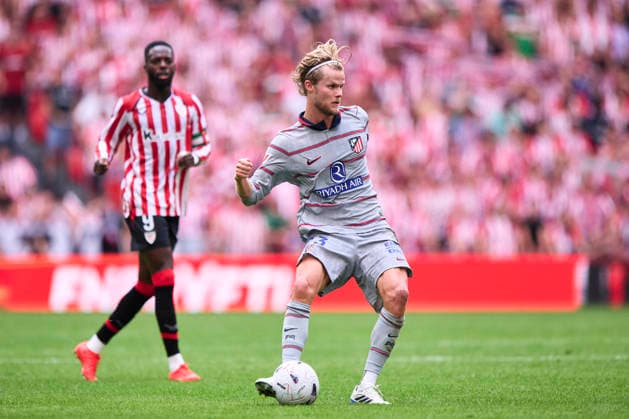 Athletic Club v Atletico de Madrid - LaLiga EA Sports 2026 27 Morten Hjulmand of Atletico de Madrid controls the ball during the LaLiga EA Sports match between Athletic Club and Atletico de Madrid at Estadio San Mames in Bilbao, Spain, on September 5, 2026. Bilbao Spain  Copyright: xCesarxOrtizxGonzalezx originalFilename:ortizgonzalez-athletic260905_npz1t.jpg