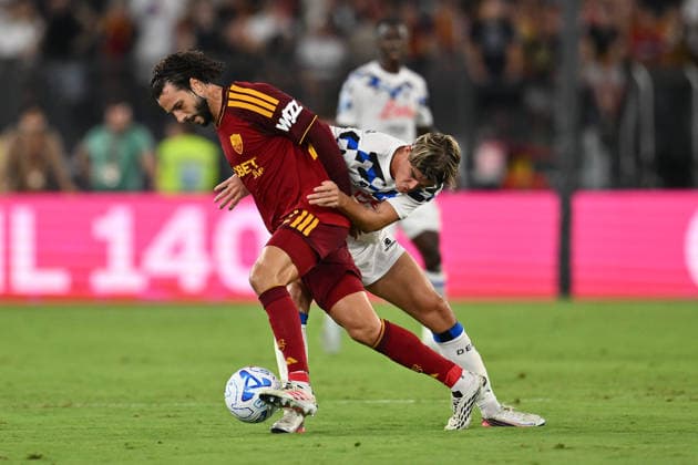 IPA88162711 - Mario Hermoso of A.S. Roma and Charles De Ketelaere of Atalanta B.C. are in action during Matchday 3 of the Serie A Championship between A.S. Roma and Atalanta B.C. at the Olympic Stadium on September 5, 2026, in Rome, Italy.  Copyright: xDomenicoxCippitelli IPAxSportx xx 88162711