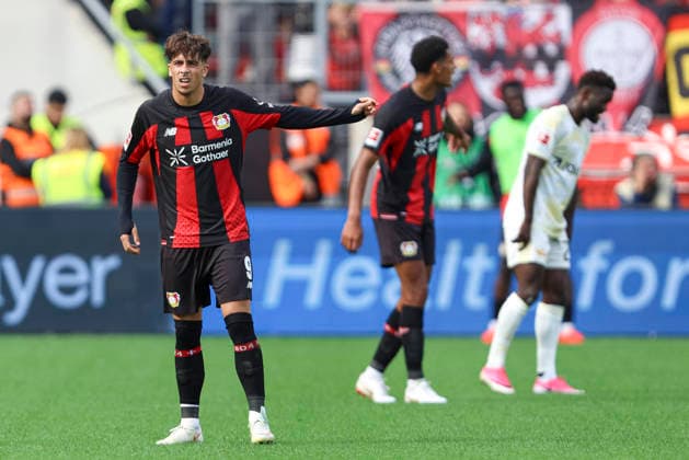 Afonso Moreira (Bayer 04 Leverkusen) gestikuliert, Gestik waehrend des Spiels der 1. Bundesliga zwischen Bayer 04 Leverkusen und 1. FC Union Berlin, BayArena am 05. September 2026 in Leverkusen, Deutschland. (Foto von Oliver Kaelke DeFodi Images) +++ Afonso Moreira (Bayer 04 Leverkusen) gestures during the Bundesliga match between Bayer 04 Leverkusen and 1. FC Union Berlin at BayArena on September 5, 2026 in Leverkusen, Germany. (Photo by Oliver Kaelke DeFodi Images) DFB DFL REGULATIONS PROHIBIT ANY USE OF PHOTOGRAPHS AS IMAGE SEQUENCES AND OR QUASI-VIDEO. (Photo by Oliver Kaelke DeFodi Images) - *** Afonso Moreira of Bayer 04 Leverkusen gesturing during the Bundesliga match between Bayer 04 Leverkusen and 1. FC Union Berlin, BayArena on September 5, 2026, in Leverkusen, Germany Photo by Oliver Kaelke DeFodi Images Afonso Moreira of Bayer 04 Leverkusen gestures during the Bundesliga match between Bayer 04 Leverkusen and 1 FC Union Berlin at BayArena on September 5, 2026 in Leverkusen, Germany. Photo by Oliver Kaelke, DeFodi Images. DFB and DFL regulations prohibit any use of photographs as image sequences and or quasi-video. Photo by Oliver Kaelke, DeFodi Images.