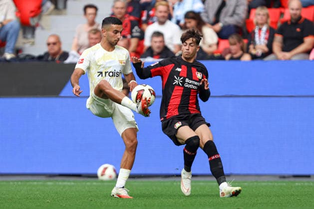 Livan Burcu (1.FC Union Berlin) und Afonso Moreira (Bayer 04 Leverkusen) im Zweikampf waehrend des Spiels der 1. Bundesliga zwischen Bayer 04 Leverkusen und 1. FC Union Berlin, BayArena am 05. September 2026 in Leverkusen, Deutschland. (Foto von Oliver Kaelke DeFodi Images) +++ Livan Burcu (1.FC Union Berlin) und Afonso Moreira (Bayer 04 Leverkusen) battle for the ball during the Bundesliga match between Bayer 04 Leverkusen and 1. FC Union Berlin at BayArena on September 5, 2026 in Leverkusen, Germany. (Photo by Oliver Kaelke DeFodi Images) DFB DFL REGULATIONS PROHIBIT ANY USE OF PHOTOGRAPHS AS IMAGE SEQUENCES AND OR QUASI-VIDEO. (Photo by Oliver Kaelke DeFodi Images) - *** Livan Burcu of 1 FC Union Berlin and Afonso Moreira of Bayer 04 Leverkusen battle for the ball during the Bundesliga match between Bayer 04 Leverkusen and 1 FC Union Berlin at the BayArena on September 5, 2026, in Leverkusen, Germany. Photo by Oliver Kaelke, DeFodi Images. Livan Burcu of 1. FC Union Berlin and Afonso Moreira of Bayer 04 Leverkusen battle for the ball during the Bundesliga match between Bayer 04 Leverkusen and 1. FC Union Berlin at the BayArena on September 5, 2026 in Leverkusen, Germany Photo by Oliver Kaelke DeFodi Images DFB DFL REGULATIONS PROHIBIT ANY USE OF PHOTOGRAPHS AS IMAGE SEQUENCES AND OR QUASI-VIDEO Photo by Oliver Kaelke DeFodi Images