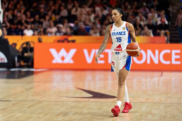 Gabby Williams (Frankreich, 15) im Dribbling, GER, Frankreich vs. Korea, Basketball, FIBA Women s World Cup 2026, Gruppenphase, Spieltag 2, 05.09.2026 GER, Frankreich vs. Korea, Basketball, FIBA Women s World Cup 2026, Gruppenphase, Spieltag 2, 05.09.2026 Berlin Copyright: xEibner-Pressefoto MaxxVincenx EP_MVN
