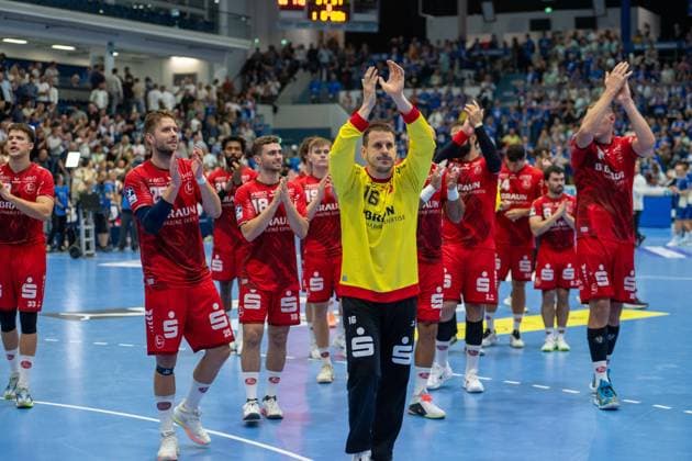 Die Teams nach dem Unentschieden,VfL Gummersbach vs. MT Melsungen,, Opel Handball Bundesliga, Herren , 3. Spieltag, 05.09.2026 Gummersbach NRW Deutschland