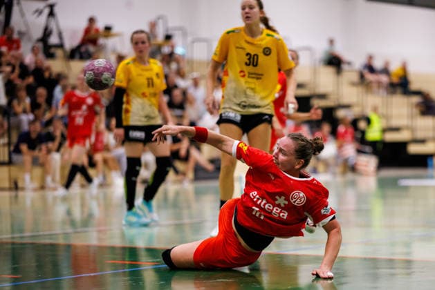 2. Handball Bundesliga Frauen: 1. FSV Mainz 05 - HC Roedertal, Mainz, 05.09.2026 Lena Feiniler (1. FSV Mainz 05, 18) im Wurf Partie vom 2. Spieltag der ALSCO Handball 2. Bundesliga Frauen zwischen 1. FSV Mainz 05 und HC Rödertal in Mainz am 05.09.2026 *** Women s Handball Bundesliga 2: 1 FSV Mainz 05 vs. HC Rödertal, Mainz, September 5, 2026 Lena Feiniler 1 FSV Mainz 05, 18 shots on goal in the match from Matchday 2 of the ALSCO Women’s Handball 2nd Bundesliga between 1 FSV Mainz 05 and HC Rödertal in Mainz on September 5, 2026 Copyright: xBEAUTIFULxSPORTS Hahnex
