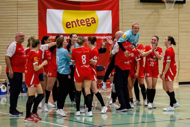 2. Handball Bundesliga Frauen: 1. FSV Mainz 05 - HC Roedertal, Mainz, 05.09.2026 Aurora Kryeziu (1. FSV Mainz 05, 33) ist die gefeierte Spielerin der Partie. Rund 50 Prozent der Würfe konnte sie abwehren. Partie vom 2. Spieltag der ALSCO Handball 2. Bundesliga Frauen zwischen 1. FSV Mainz 05 und HC Rödertal in Mainz am 05.09.2026 *** Women s Handball Bundesliga 2: 1 FSV Mainz 05 vs. HC Roedertal, Mainz, September 5, 2026 Aurora Kryeziu, 1 FSV Mainz 05, No. 33 is the game’s standout player. She was able to block around 50 percent of the shots. Match from Matchday 2 of the ALSCO Women’s Handball 2nd Bundesliga between 1 FSV Mainz 05 and HC Rödertal in Mainz on September 5, 2026 Copyright: xBEAUTIFULxSPORTS Hahnex