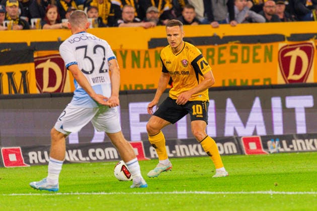 Deutschland: 2.Bundesliga, Saison 2026 2027, 05.09.2026, 4. Spieltag, SG Dynamo Dresden vs VfL Bochum, Rudolf-Harbig-Stadion : Jakob Lemmer (SG Dynamo Dresden, 10) am Ball *** Germany 2. Bundesliga, 2026–2027 Season, September 5, 2026, Matchday 4, SG Dynamo Dresden vs. VfL Bochum, Rudolf Harbig Stadium (Jakob Lemmer SG Dynamo Dresden), 10 am Kickoff Copyright: xMichellexLukax
