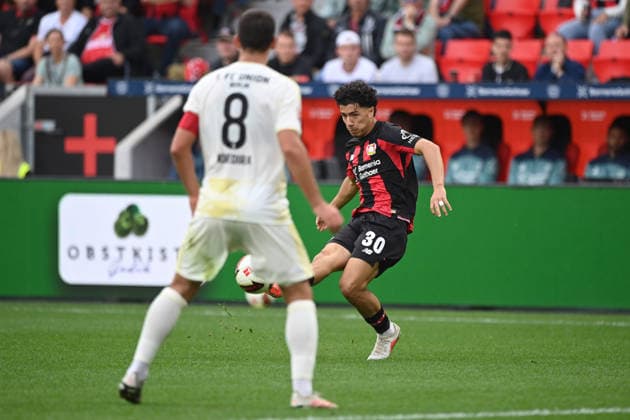 Ibrahim MAZA (LEV) gegen Rani KHEDIRA (UB) Aktion, Zweikampf, Fussball 1. Bundesliga, 2.Spieltag, matchday2, Bayer Leverkusen (LEV) - 1. FC Union Berlin (UB) 4-0 am 18.04.2026 in Leverkusen Deutschland. DFL regulations prohibit any use of photographs as image sequences and or quasi-video Â *** Ibrahim MAZA LEV vs. Rani KHEDIRA UB Action, Tackle, Soccer, Bundesliga 1, Matchday 2, matchday2, Bayer Leverkusen LEV 1 FC Union Berlin UB 4–0 on April 18, 2026, in Leverkusen, Germany. DFL regulations prohibit any use of photographs as image sequences and or quasi-video.