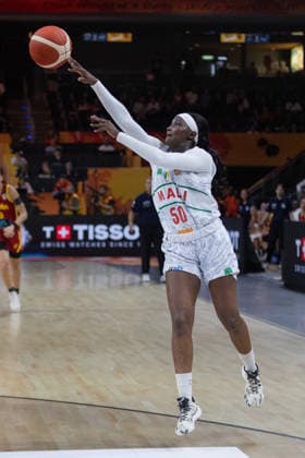 Spain Vs Mali in Berlin, Germany - 05 Sep 2026 Maimouna Haidara of Mali (L) and Maite Cazorla (R) of Spain seen in action during the 2026 FIBA Women s World Cup between Mali and Spain at Max-Schmeling-Halle. Final score; Mali 82:73 Spain. Berlin Germany Copyright: xNicholasxMullerx xSOPAxImagesx FIBAWCQUALSPMALI(2)