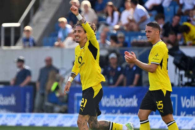 Torjubel Fabio SILVA (Borussia Dortmund) nach Tor zum 2-2, Jubel,Freude,Begeisterung,Aktion. Re:Joey VEERMAN (Borussia Dortmund) Fussball 1. Bundesliga Saison 2026 2027, 2.Spieltag, Spieltag02,, TSG 1899 Hoffenheim - Borussia Dortmund 2-3 am 05.09.2026 , SNP ARENA *** Fabio SILVA of Borussia Dortmund celebrates after scoring the 2-2 goal; celebration, joy, excitement, action—Joey VEERMAN, Borussia Dortmund soccer, Bundesliga Season 2026–2027, Matchday 2, Matchday 02, TSG 1899 Hoffenheim vs. Borussia Dortmund 2–3 on September 5, 2026, SNP ARENA