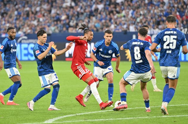 (l-r) Moussa Sylla (FC Schalke 04), Soufiane El-Faouzi (FC Schalke 04), Michael Olise (Bayern München), Dejan Ljubicic (FC Schalke 04), Robin Gosens (FC Schalke 04), Nikola Katic (FC Schalke 04), Aktion, Zweikampf, Fussball 1. Bundesliga, 2.Spieltag, FC Schalke 04 - FC Bayern München 0:0, am 05.09.2026 in Gelsenkirchen Deutschland. DFL regulations prohibit any use of photographs as image sequences and or quasi-video Â *** l r Moussa Sylla, FC Schalke 04; Soufiane El Faouzi, FC Schalke 04; Michael Olise, Bayern Munich; Dejan Ljubicic, FC Schalke 04; Robin Gosens (FC Schalke 04), Nikola Katic (FC Schalke 04), Action, Tackle, Soccer, Bundesliga 1, Matchday 2, FC Schalke 04 vs. FC Bayern Munich 0–0, on September 5, 2026, in Gelsenkirchen, Germany. DFL regulations prohibit any use of photographs as image sequences and or quasi-video.