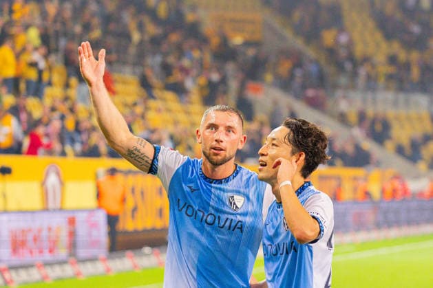 Deutschland: 2.Bundesliga, Saison 2026 2027, 05.09.2026, 4. Spieltag, SG Dynamo Dresden vs VfL Bochum, Rudolf-Harbig-Stadion : Maximilian Wittek (VfL Bochum, 32), Koji Miyoshi (VfL Bochum, 23)Freude, Emotionen, Jubel *** Germany 2. Bundesliga, 2026–2027 Season, September 5, 2026, Matchday 4, SG Dynamo Dresden vs. VfL Bochum, Rudolf Harbig Stadium, Maximilian Wittek (VfL Bochum), 32; Koji Miyoshi (VfL Bochum), 23—Joy, Emotions, Cheers Copyright: xMichellexLukax