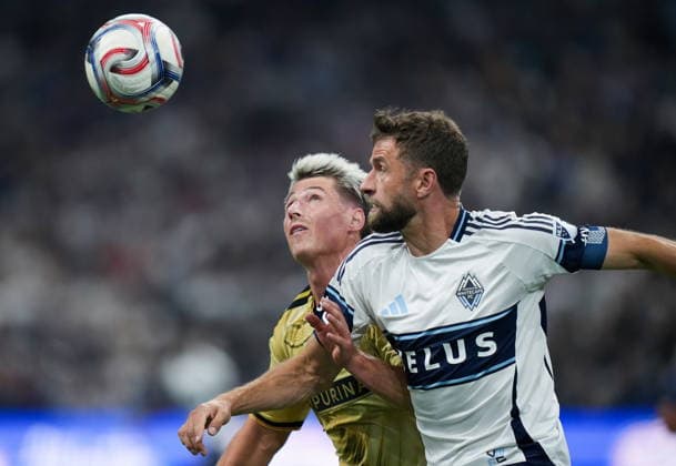 September 5, 2026, Vancouver, Bc, CANADA: Vancouver Whitecaps Thomas Muller, front right, and St. Louis City s Lukas MacNaughton vie for the ball during the first half of an MLS, Fussball Herren, USA soccer match, in Vancouver, on Saturday, Sept. 5, 2026. Canada News - September 5, 2026 - ZUMAc35_ 20260905_zaf_c35_114 Copyright: xDarrylxDyckx