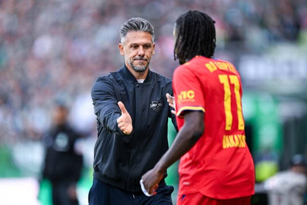 1. Bundesliga: SV Werder Bremen - RB Leipzig am 05.09.2026 im Weserstadion in Bremen Trainer Martin Demichelis (Leipzig) und Johan Bakayoko (Leipzig) *** 1 Bundesliga: SV Werder Bremen vs. RB Leipzig on September 5, 2026, at the Weserstadion in Bremen; coaches: Martin Demichelis (Leipzig) and Johan Bakayoko (Leipzig) MT