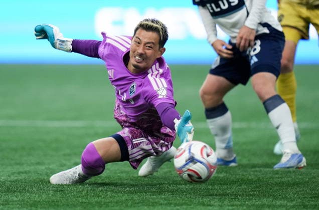 September 5, 2026, Vancouver, Bc, CANADA: Vancouver Whitecaps goalkeeper Yohei Takaoka allows a goal to St. Louis City s Conrad Wallem, not seen, during the first half of an MLS, Fussball Herren, USA match, in Vancouver, on Saturday, Sept. 5, 2026. Canada News - September 5, 2026 - ZUMAc35_ 20260905_zaf_c35_133 Copyright: xDarrylxDyckx