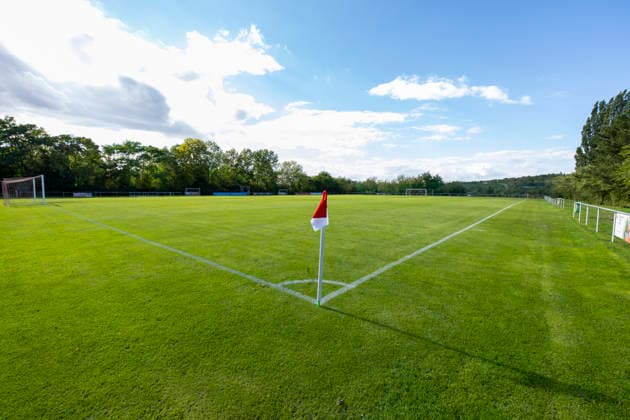 U17, U 17 DFB-Nachwuchsliga - Vorrunde Gruppe H: FC Rot-Weiß Erfurt vs. Eintracht Braunschweig; Erfurt; 05.09.2026 Hauptplatz Cyriaksgebreite Erfurt U17 DFB-Nachwuchsliga - Vorrunde Gruppe H: FC Rot-Weiß Erfurt vs. Eintracht Braunschweig; Hauptplatz Cyriaksgebreite Erfurt; 05.09.2026 DFB REGULATIONS PROHIBIT ANY USE OF PHOTOGRAPHS AS IMAGE SEQUENCES AND OR QUASI-VIDEO. Copyright: xBEAUTIFULxSPORTS Duehringx