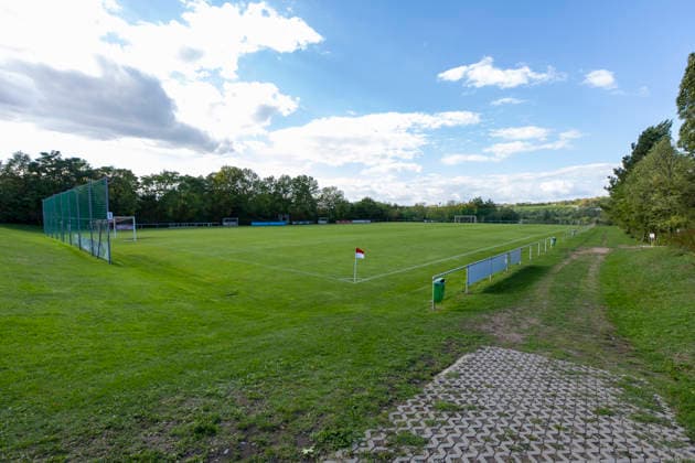 U17, U 17 DFB-Nachwuchsliga - Vorrunde Gruppe H: FC Rot-Weiß Erfurt vs. Eintracht Braunschweig; Erfurt; 05.09.2026 Hauptplatz Cyriaksgebreite Erfurt U17 DFB-Nachwuchsliga - Vorrunde Gruppe H: FC Rot-Weiß Erfurt vs. Eintracht Braunschweig; Hauptplatz Cyriaksgebreite Erfurt; 05.09.2026 DFB REGULATIONS PROHIBIT ANY USE OF PHOTOGRAPHS AS IMAGE SEQUENCES AND OR QUASI-VIDEO. Copyright: xBEAUTIFULxSPORTS Duehringx