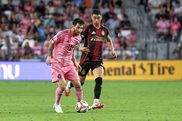 September 5, 2026, Miami, Florida, USA: LIONEL MESSI (10) of Inter Miami CF controls a ball during a Major League soccer match between Inter Miami CF and Atlanta United FC Soccer 2026: Inter Miami CF 2:2 Atlanta United FC.  - ZUMAa257 20260905_zsp_a257_018 Copyright: xChrisxArjoonx