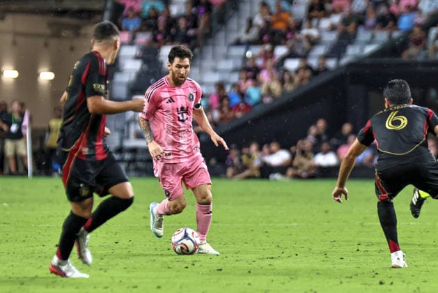 September 5, 2026, Miami, Florida, USA: LIONEL MESSI (10) of Inter Miami CF controls a ball during a Major League soccer match between Inter Miami CF and Atlanta United FC Miami USA - ZUMAa257 20260905_zsp_a257_021 Copyright: xChrisxArjoonx