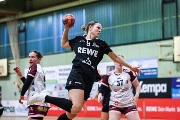 Handball I Frauen I Saison 2026 2027 I Regionalliga Nord I 2. Spieltag I SV Henstedt-Ulzburg - HL Buchholz 08 -Rosengarten II I 05.09.2026 Emilie Wolf (9, SV Henstedt-Ulzburg) Henstedt-Ulzburg Schulzentrum Maurepassstr. Schleswig-Holstein Deutschland Copyright: xLobeca RalfxHomburgx