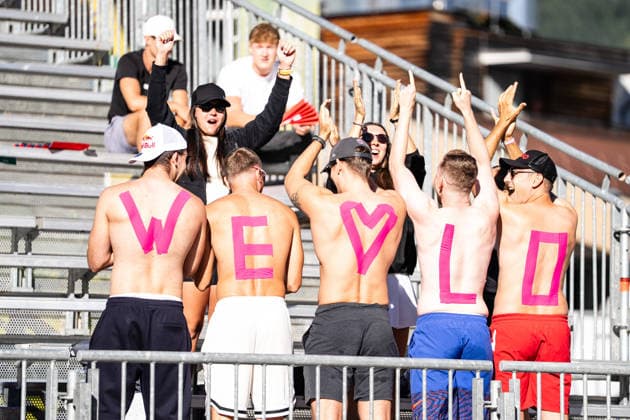 Beach volleyball, Beachvolleyball - MEVZA Schladming SCHLADMING,AUSTRIA,06.SEP.26 - BEACH VOLLEYBALL - win2day Tour PRO, MEVZA Schladming. Image shows fans of Timo Hammarberg, and Tim Berger.  GEPAxpictures xJulioxArellano