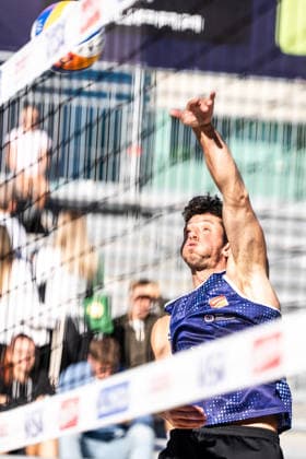Beach volleyball, Beachvolleyball - MEVZA Schladming SCHLADMING,AUSTRIA,06.SEP.26 - BEACH VOLLEYBALL - win2day Tour PRO, MEVZA Schladming. Image shows Maximilian Trummer.  GEPAxpictures xJulioxArellano