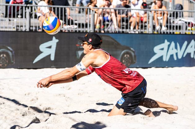 Beach volleyball, Beachvolleyball - MEVZA Schladming SCHLADMING,AUSTRIA,06.SEP.26 - BEACH VOLLEYBALL - win2day Tour PRO, MEVZA Schladming. Image shows Phillip Waller (AUT).  GEPAxpictures xJulioxArellano