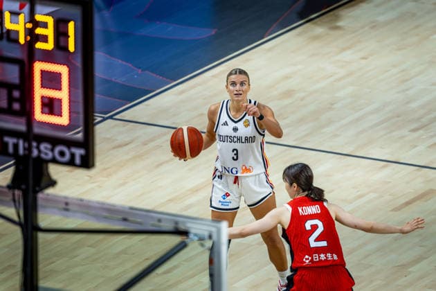 Basketball Berlin 05.09.2026 FIBA Women™s Basketball World Cup Germany 2026 Vorrunde Gruppe Deutschland (GER) - Japan (JPN) Alexandra Wilke (Deutschland, No.03) Norika Konno (Japan, No.02)