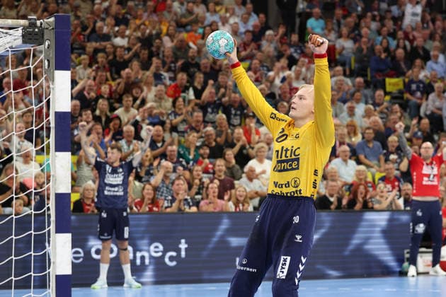 05.09.2026, xBHAx, Handball, Opel HBL, Saison 2026 2027, 1.HBL, SG Flensburg-Handewitt - HC Erlangen, GGW Arena: Simon Möller (SG Flensburg-Handewitt 30) jubebelnd Schleswig-Holstein Deutschkand