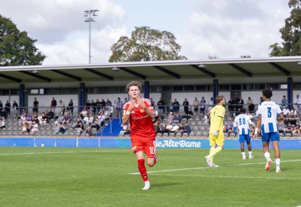 Fußball, A-Junioren, Saison 2026 2027, DFB-Nachwuchsliga, Vorrunde, Gruppe B (5. Spieltag), Hertha BSC U19 - 1. FC Union Berlin U19, Linus Güther (1. FC Union), Jubel nach Tor zum 1:0, 06.09.2026, Copyright: xMatthiasxKochx
