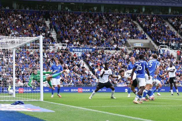 Ladislav Krejci of Wolverhampton Wanderers scores a goal and celebrates 1-2 Birmingham City v Wolverhampton Wanderers, EFL Sky Bet Championship, Football, St. Andrew s at Knighthead Park, Birmingham, UK - 06 Sep 2026Birmingham St. Andrew s at Knighthead Park United Kingdom EDITORIAL USE ONLY No use with unauthorised audio, video, data, fixture lists, club league logos or live services. Online in-match use limited to 120 images, no video emulation. No use in betting, games or single club league player publications. Copyright: xRyanxBrowne Shutterstockx 17135036ca