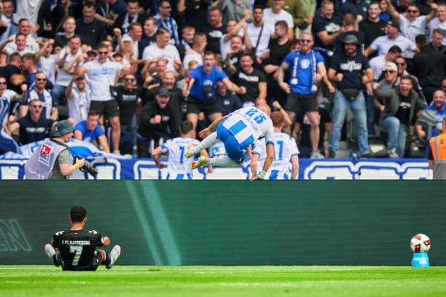Torjubel zum 1:0 für Hertha BSC Berlin, Jon Dagur Thorsteinsson (Hertha BSC, 23), Josip Brekalo (Hertha BSC, 07), GER, Hertha BSC vs. 1. FC Magdeburg, 2. Bundesliga, Saison 2026 2027, 04. Spieltag, 06.09.2026 (DFL REGULATIONS PROHIBIT ANY USE OF PHOTOGRAPHS AS IMAGE SEQUENCES AND OR QUASI - VIDEO). GER, Hertha BSC vs. 1. FC Magdeburg, 2. Bundesliga, Saison 2026 2027, 04. Spieltag, 06.09.2026 Berlin *** Goal celebration for Hertha BSC Berlin s 1-0 lead: Jon Dagur Thorsteinsson (Hertha BSC, 23), Josip Brekalo (Hertha BSC), 07, GER, Hertha BSC vs. 1 FC Magdeburg, 2. Bundesliga, 2026–2027 season, Matchday 4, September 6, 2026. DFL regulations prohibit any use of photographs as image sequences and or quasi-video. GER, Hertha BSC vs. 1. FC Magdeburg, 2. Bundesliga, 2026–2027 season, Matchday 4, September 6, 2026, Berlin Copyright: xClaudiusxRauch,xEibner-Pressefotox xClaudiusxRauchx EP_CRH