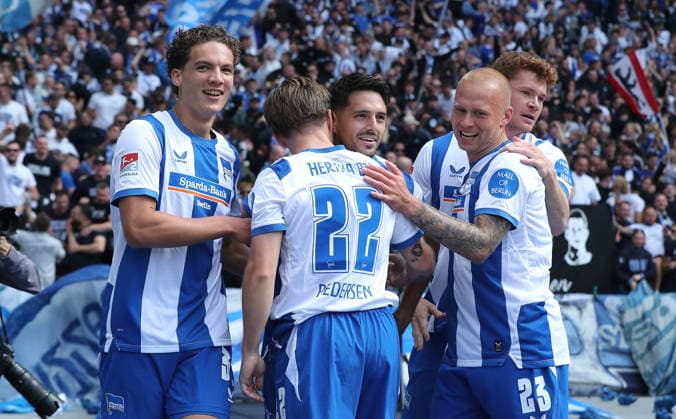 Josip Brekalo jubelt nach Tor zum 1:0 mit Teamkollegen Freude Emotion Jubel Fußball Fussball DFL 2. Bundesliga Herren 4. Spieltag Saison 2026 2027 06.09.2026 Hertha BSC Berlin vs. 1.FC Magdeburg FCM DFL regulations prohibit any use of photographs as image sequences and or quasi-video *** Josip Brekalo celebrates after scoring the 1-0 goal with teammates: Joy, Emotion, Celebration, Sports, Soccer, DFL 2. Bundesliga Men, Matchday 4, 2026-2027 Season, June 9, 2026, Hertha BSC Berlin vs. 1. FC Magdeburg FCM DFL regulations prohibit any use of photographs as image sequences and or quasi-video