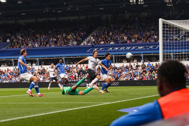 Birmingham City v Wolverhampton Wanderers, Sky Bet Championship Fer Lopez Of Wolverhampton Wanderers scores a GOAL 0-1 during the Birmingham City v Wolverhampton Wanderers EFL Sky Bet Championship match at St. Andrew s @ Knighthead Park, Birmingham, England on 6 September 2026 Credit: Lee Keuneke Every Second Media Editorial use only. All images are copyright Every Second Media Limited. No images may be reproduced without prior permission. All rights reserved. Premier League and Football League images are subject to licensing agreements with Football DataCo Limited. see https: www.football-dataco.com Copyright: xIMAGO EveryxSecondxMediax ESM-2131-0031 LeexKeunekex xEveryxSecondxMediax