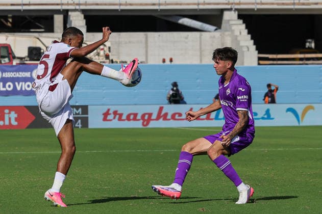 SOCCER - Serie A - ACF Fiorentina vs. Torino FC Photo by IPA ABACAPRESS.COM88189776 - Rafik Belghali (No. 3, Torino) during the Serie A soccer match between ACF Fiorentina and Torino FC at Stadio Artemio Franchi in Florence, Italy Florence Italy  Copyright: xIPAxSport ABACAx