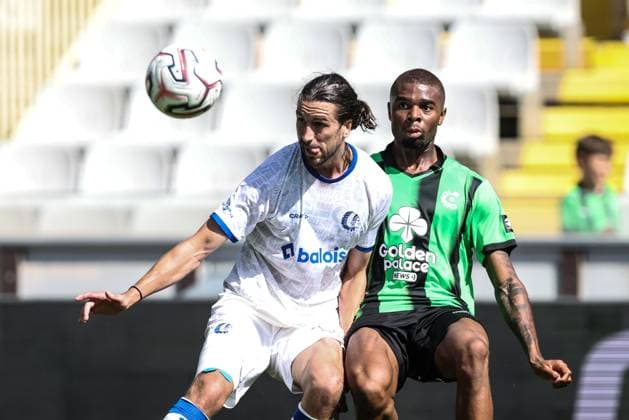 Gent s Christian Burgess and Cercle s Steve Eyrolle Ngoura fight for the ball during a soccer match between Cercle Brugge and KAA Gent, Sunday 6 September 2026 in Brugge, on day 5 of the 2026-2027 Jupiler Pro League first division of the Belgian championship. BRUNOxFAHY  x185434546x