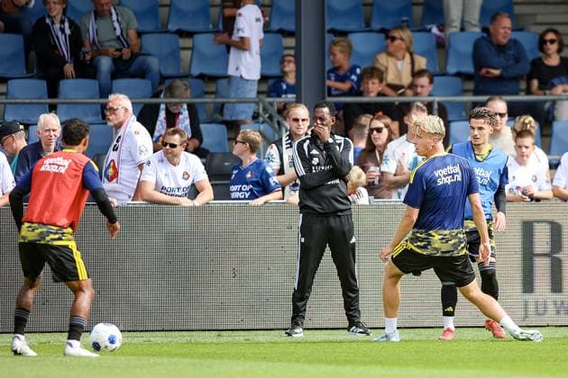 IJMUIDEN , 06-09-2026 , Buko Stadion , season 2026 2027 , Dutch , eredivisie , match between Telstar and Cambuur , picture shows, Warming up by SC Cambuur player Billy van Duijl Telstar - Cambuur  x206575343x Copyright: