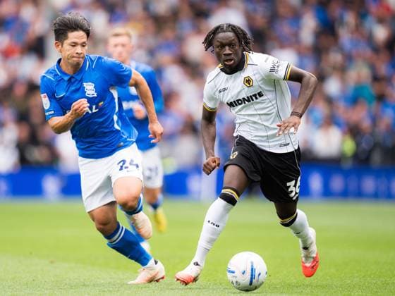 Mateus Manà of Wolverhampton Wanderers dribbles with the ball at his feet under pressure by Tomoki Iwata of Birmingham City Birmingham City v Wolverhampton Wanderers, EFL Sky Bet Championship, Football, St. Andrew s at Knighthead Park, Birmingham, UK - 06 Sep 2026Birmingham St. Andrew s at Knighthead Park United Kingdom EDITORIAL USE ONLY No use with unauthorised audio, video, data, fixture lists, club league logos or live services. Online in-match use limited to 120 images, no video emulation. No use in betting, games or single club league player publications. Copyright: xWiredxPhotos Shutterstockx 17137315an
