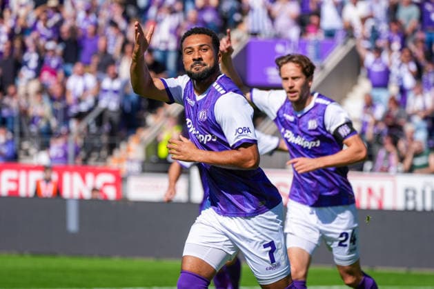 Tor zum 1:0 für VfL Osnabrück durch Daniel Kofi Kyereh (VfL Osnabrück, 7), Torjubel, Freude, Emotionen, Deutschland: Fussball, 2. Bundesliga, Saison 2026 27, 4. Spieltag, 06.09.2026, VfL Osnabrück vs Eintracht Braunschweig, Stadion Bremer Brücke (Osnabrück, Niedersachsen) *** Goal to make it 1–0 for VfL Osnabrück by Daniel Kofi Kyereh, VfL Osnabrück, 7, goal celebration, joy, emotions, German soccer, 2. Bundesliga, 2026–27 season, Matchday 4, September 6, 2026, VfL Osnabrück vs. Eintracht Braunschweig, Bremer Brücke Stadium, Osnabrück, Lower Saxony Copyright: xLeonxFrickx