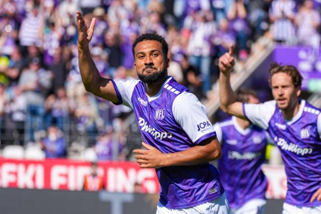 Sport Bilder des Tages Tor zum 1:0 für VfL Osnabrück durch Daniel Kofi Kyereh (VfL Osnabrück, 7), Torjubel, Freude, Emotionen, Deutschland: Fussball, 2. Bundesliga, Saison 2026 27, 4. Spieltag, 06.09.2026, VfL Osnabrück vs Eintracht Braunschweig, Stadion Bremer Brücke (Osnabrück, Niedersachsen) *** Goal to make it 1–0 for VfL Osnabrück by Daniel Kofi Kyereh, VfL Osnabrück, 7, goal celebration, joy, emotions, German soccer, 2. Bundesliga, 2026–27 season, Matchday 4, September 6, 2026, VfL Osnabrück vs. Eintracht Braunschweig, Bremer Brücke Stadium, Osnabrück, Lower Saxony Copyright: xLeonxFrickx