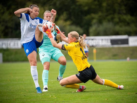 2. Frauen Bundesliga: FC Viktoria Berlin vs. SV Meppen; Berlin, 06.09.2026 Fußball, 2. Frauen Bundesliga: Carla STEENKEN (SV Meppen 1) mit dem tackle, während dem Spiel FC Viktoria Berlin vs. SV Meppen im Stadion Lichterfelde am September 6, 2026 in Berlin, Deutschland. *** Women s Bundesliga Match: FC Viktoria Berlin vs. SV Meppen Berlin, September 6, 2026; Soccer; Women s Bundesliga; Carla STEENKEN of SV Meppen 1 makes a tackle during the match between FC Viktoria Berlin and SV Meppen at Lichterfelde Stadium on September 6, 2026, in Berlin, Germany Copyright: xBEAUTIFULxSPORTS Kuehnx