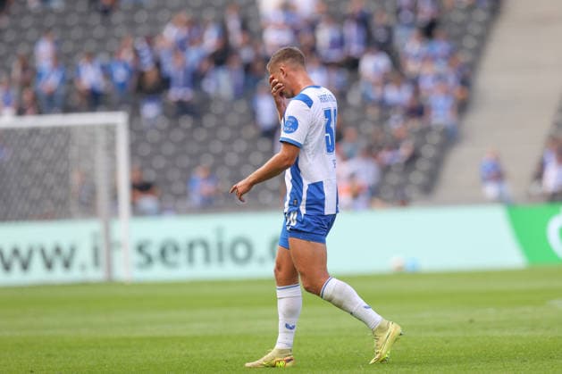 06.09.2026, xtgx, Fussball 2. Bundesliga, Hertha BSC Berlin - 1. FC Magdeburg, v.l. Paul Seguin (Hertha, 30) enttaeuscht, enttäuscht, schaut enttaeuscht, niedergeschlagen, disappointed Gelb-rote Karte, Platzverweis, sent off (DFL DFB REGULATIONS PROHIBIT ANY USE OF PHOTOGRAPHS as IMAGE SEQUENCES and or QUASI-VIDEO) Berlin *** September 6, 2026, xtgx, Soccer 2. Bundesliga, Hertha BSC Berlin 1 FC Magdeburg, from left: Paul Seguin (Hertha), 30 disappointed, looks disappointed, dejected, yellow-red card, sent off DFL DFB REGULATIONS PROHIBIT ANY USE OF PHOTOGRAPHS as IMAGE SEQUENCES and or QUASI-VIDEO Berlin