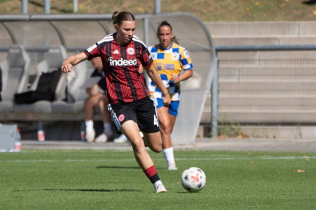 06.09.2026, xhfmx, Fussball 2.Frauen Bundesliga, Eintracht Frankfurt II - Carl-Zeiss Jena v.l.Eva Victoria Hell (Eintracht Frankfurt, 4) Frankfurt am Main *** September 6, 2026, xhfmx, Women s Bundesliga 2, Eintracht Frankfurt II vs. Carl Zeiss Jena vs. Eva Victoria Hell vs. Eintracht Frankfurt, 4, Frankfurt am Main