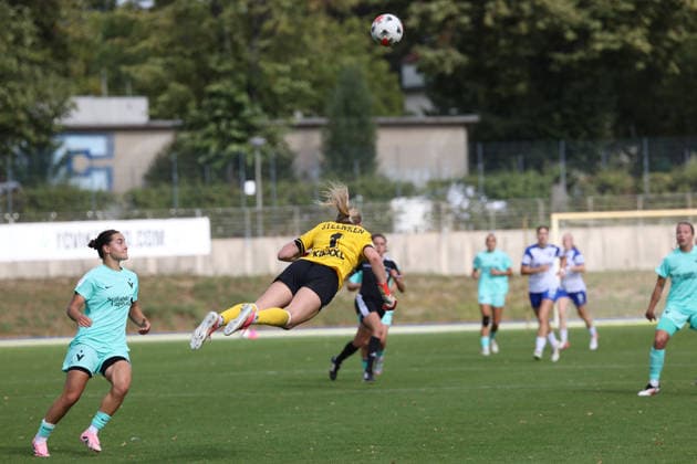 2026_09_06 ,FC Viktoria - SV Meppen, Frauen, 2. Bundesliga, 5. Spieltag,Stadion Lichterfelde Carla Steenken (SV Meppen, 1) mit Kopfball Abwehr Berlin Berlin Germany *** September 6, 2026, FC Viktoria vs. SV Meppen, Women s 2. Bundesliga, Matchday 5, Lichterfelde Stadium, Carla Steenken (SV Meppen), 1 goal on a header, Defense, Berlin, Berlin, Germany