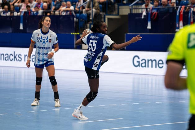 HSG Blomberg-Lippe (GER) vs. Gloria Bistrita (ROM), Handball, EHF Champions League Women, Gruppenphase, 6.9.2026, Saision 2026 2027, Lemgo Farrelle Njinkeu (HSG Blomberg-Lippe, 55) bei einem 7-Meter Wurf Lemgo Phoenix Contact Arena Deutschland