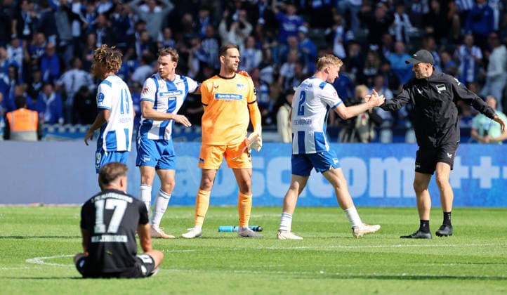 Oluwaseun Adewumi, Pascal Klemens, Torwart Marius Gersbeck, Julian Eitschberger, Hertha Mannschaft jubelt nach Spielende Freude Emotion Fußball Fussball DFL 2. Bundesliga Herren 4. Spieltag Saison 2026 2027 06.09.2026 Hertha BSC Berlin vs. 1.FC Magdeburg FCM DFL regulations prohibit any use of photographs as image sequences and or quasi-video *** Oluwaseun Adewumi, Pascal Klemens, goalkeeper Marius Gersbeck, Julian Eitschberger, Hertha team celebrates after the final whistle Joy Emotion Sports Soccer DFL 2 Bundesliga Men s Matchday 4 Season 2026–2027 June 9, 2026 Hertha BSC Berlin vs. 1. FC Magdeburg (FCM) DFL regulations prohibit any use of photographs as image sequences or or quasi-video