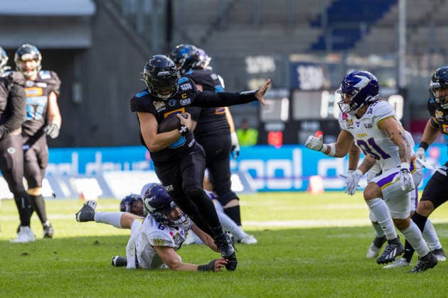 8 Jameson Wang (Quarterback) Panthers Wroclaw to the end zone with stiff arm Vienna Vikings vs Panthers Wroclaw, American Football League Europe, Golden Bowl Final, 2026, 06.09.2026, Duisburg Schauinsland-Reisen-Arena Germany Copyright: xPFA ChristopherxMettkenx