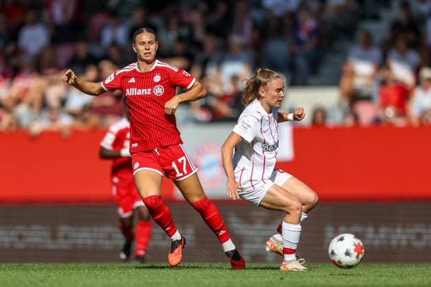 GER, München, FC Bayern München vs SC Freiburg, Google Pixel Frauen Bundesliga, Fussball, DFB, Spielzeit 2026 2027, FC Bayern Campus, 3. Spieltag im Bild v.l.: Klara Bühl (FC Bayern München Frauen 17), Lisa Kolb (SC Freiburg Frauen 22) DFB DFL REGULATIONS PROHIBIT ANY USE OF PHOTOGRAPHS AS IMAGE SEQUENCES AND OR QUASI-VIDEO, 06.09.2026 *** GER, Munich, FC Bayern Munich vs. SC Freiburg, Google Pixel Women s Bundesliga, Soccer, DFB, 2026–2027 Season, FC Bayern Campus, Matchday 3 in pictures: from left, Klara Bühl (FC Bayern Munich Women’s U-17), Lisa Kolb (SC Freiburg Women’s U-22). DFB and DFL regulations prohibit any use of photographs as image sequences and or quasi-video, September 6, 2026 Copyright: HMBxMedia HendrikxHamelau