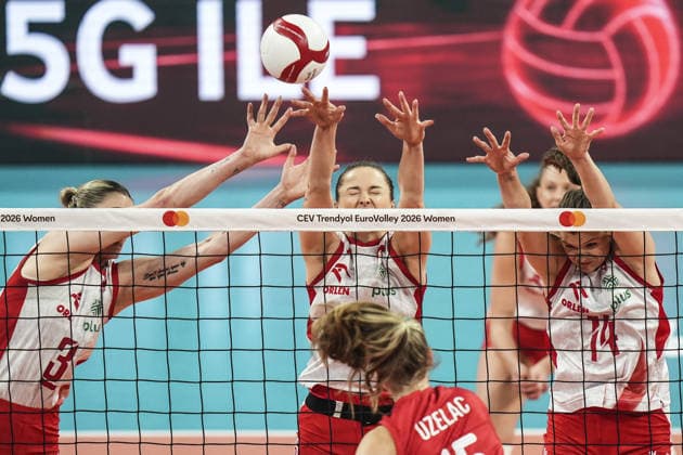 Poland v Serbia - CEV EuroVolley 2026 ISTANBUL, TURKIYE - SEPTEMBER 6: Magdalena Stysiak (3) of Poland in action against Aleksandra Uzelac (front) of Serbia during the third-place match between Poland and Serbia at the Trendyol 2026 CEV Women s European Volleyball Championship at Sinan Erdem Sports Hall in Istanbul, Turkiye, on September 6, 2026. Agit Erdi Ulukaya Anadolu Istanbul Turkey. Editorial use only. Please get in touch for any other usage.  Copyright: x2026xAnadoluxAgitxErdixUlukayax
