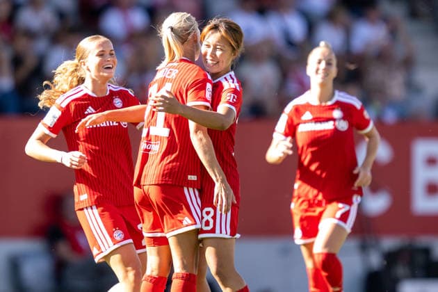 Tor, 1:0, mit einem fantastischen Weitschuss durch Momoko Tanikawa 18 (FC Bayern Muenchen), Sophie Proost 23 (FC Bayern Muenchen), Sarah Mattner 11 (FC Bayern Muenchen), Momoko Tanikawa 18 (FC Bayern Muenchen), FC Bayern Frauen Muenchen - SC Freiburg, Google Pixel Frauenbundesliga, 3. Spieltag, 06.09.26 DFB regulations prohibit any use of photographs as image sequences and or quasi-video. (kolbert-press) Muenchen Bayern Deutschland *** Goal, 1–0, on a fantastic long-range shot by Momoko Tanikawa (18, FC Bayern Munich), Sophie Proost 23 FC Bayern Munich, Sarah Mattner 11 FC Bayern Munich, Momoko Tanikawa 18 FC Bayern Munich, FC Bayern Women Munich vs. SC Freiburg, Google Pixel Women’s Bundesliga, Matchday 3, September 6, 2026 DFB regulations prohibit any use of photographs as image sequences and or quasi-video; Kolbert Press, Munich, Bayern, Germany Copyright: xkolbert-press UlrichxGamelx