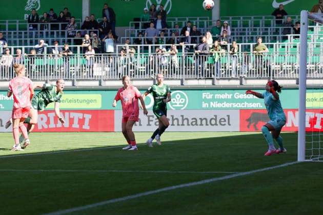 06.09.2026, xgrfx, Fussball Google Pixel Frauen-Bundesliga, VfL Wolfsburg - SV Werder Bremen v.l. Tor, Camilla Küver zum 3:2 (VfL Wolfsburg) Wolfsburg *** September 6, 2026, xgrfx, Soccer Google Pixel Women s Bundesliga, VfL Wolfsburg vs. SV Werder Bremen, goal, Camilla Küver scores the 3-2 goal for VfL Wolfsburg, Wolfsburg
